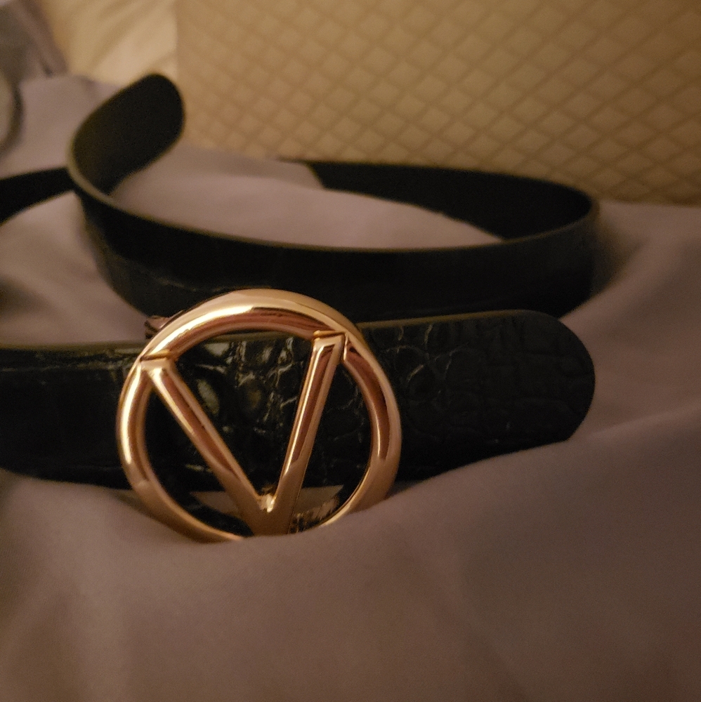 Valentino by Mario - Picture 2 of 4